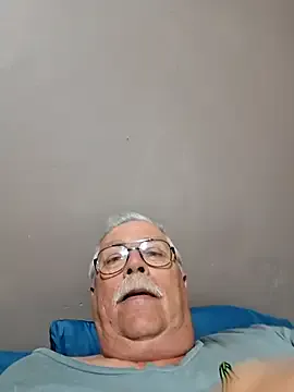 maataaan – webcam model profile photo Image 16