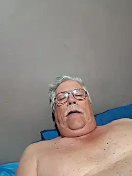 maataaan – webcam model profile photo Image 9