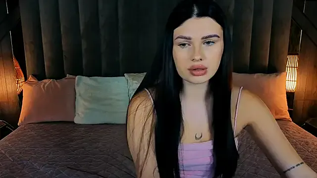 oxo_yuna_oxo – webcam model profile photo Image 10