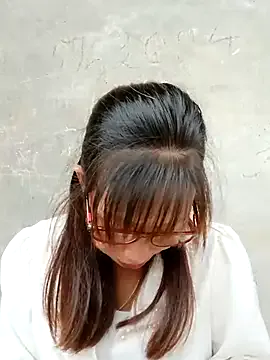 oxo_yuna_oxo – webcam model profile photo Image 15