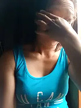 oxo_yuna_oxo – webcam model profile photo Image 2