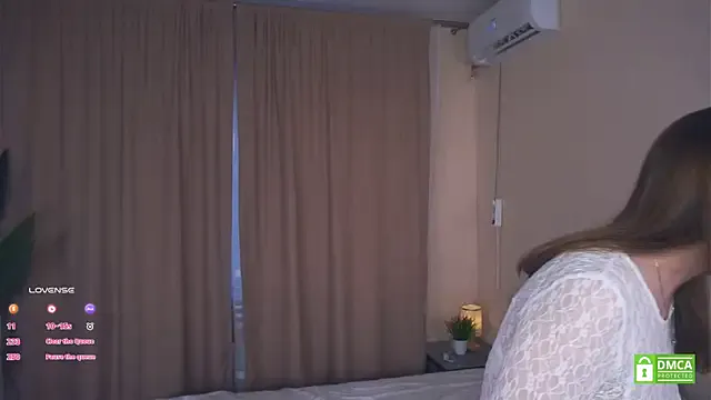 oxo_yuna_oxo – webcam model profile photo Image 13