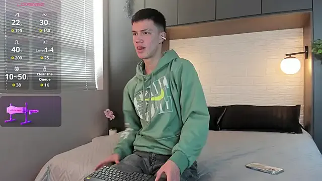 Benson18y – webcam model profile photo Image 2