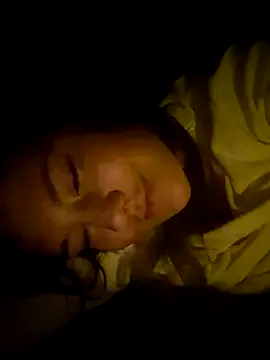 zui_lu – webcam model profile photo Image 7