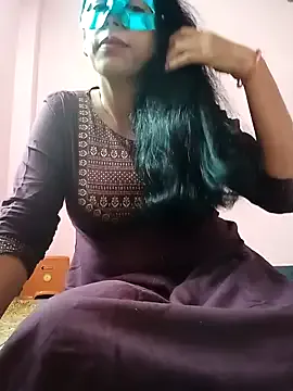 YssabelFox – webcam model profile photo Image 4