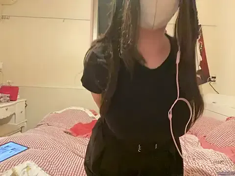 LOVE_MIREI_LOVE – webcam model profile photo Image 4