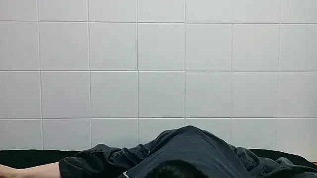 riya190 – webcam model profile photo Image 7