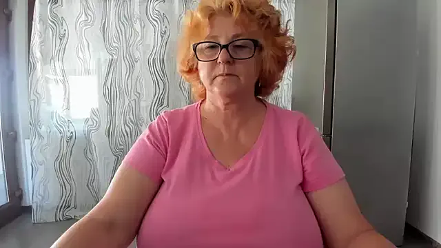 Stephania – webcam model profile photo Image 3