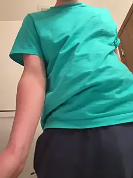 Yui-Ch – webcam model profile photo Image 6