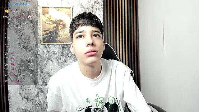 Benson18y – webcam model profile photo Image 13