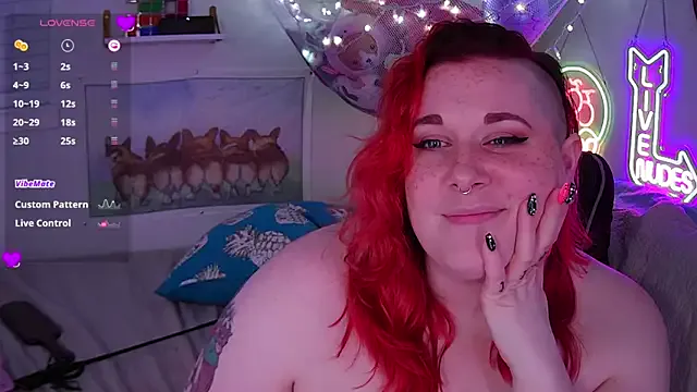 opalreigning – webcam model profile photo