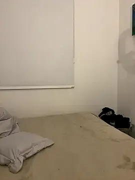 seraphine23 – webcam model profile photo Image 15