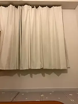 Yui-Ch – webcam model profile photo Image 10