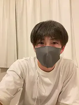 Yui-Ch – webcam model profile photo Image 14