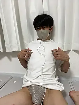 Yui-Ch – webcam model profile photo Image 19