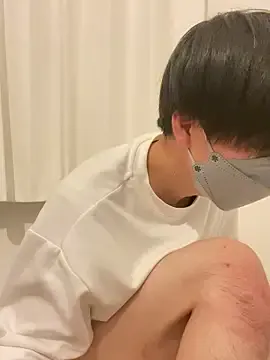 Yui-Ch – webcam model profile photo Image 8