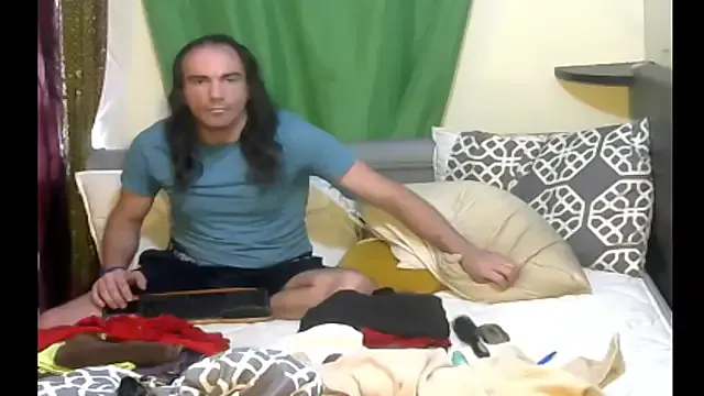 oxo_yuna_oxo – webcam model profile photo Image 17