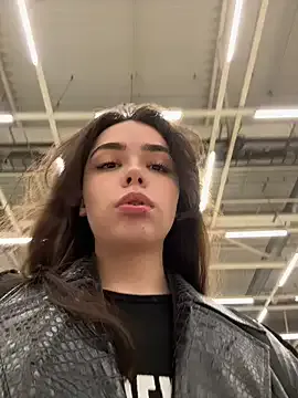 Simone_Miller – webcam model profile photo Image 11