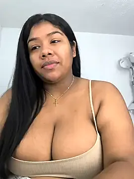 divavirtual11 – webcam model profile photo Image 6