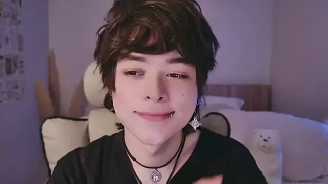 Yui-Ch – webcam model profile photo Image 18