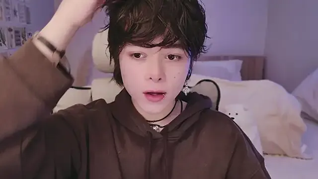 Yui-Ch – webcam model profile photo Image 19