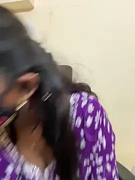 Pavani-Sexy Image 2