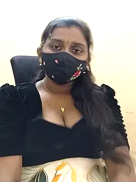 Pavani-Sexy Image 6