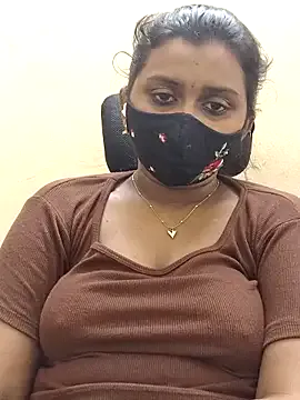 Pavani-Sexy Image 8