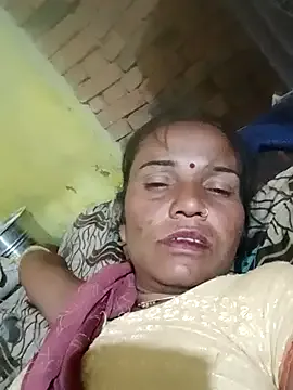 oxo_yuna_oxo – webcam model profile photo Image 11