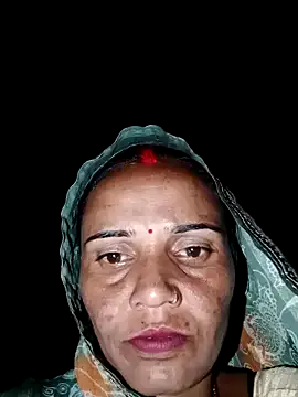 oxo_yuna_oxo – webcam model profile photo Image 2