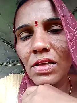 oxo_yuna_oxo – webcam model profile photo Image 6