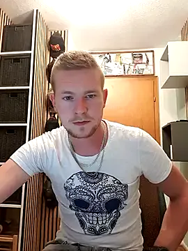 winter11 – webcam model profile photo Image 6