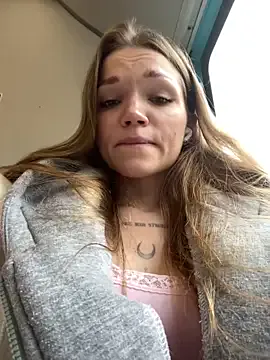 Mia--meow – webcam model profile photo Image 16