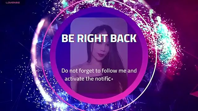 NikaVarga – webcam model profile photo Image 18