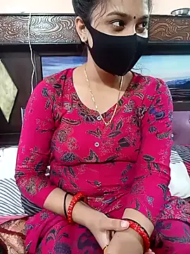 oxo_yuna_oxo – webcam model profile photo Image 3