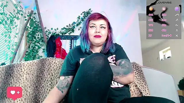 oxo_yuna_oxo – webcam model profile photo Image 16