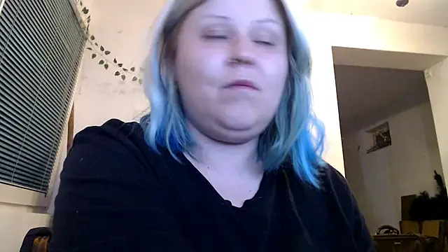 oxo_yuna_oxo – webcam model profile photo Image 2