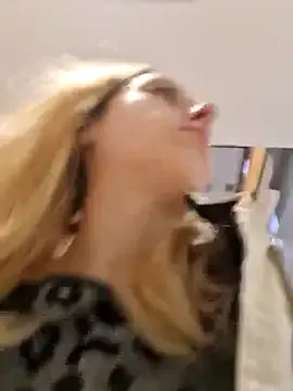 ManaMi-maru – webcam model profile photo Image 9