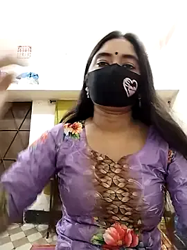 oxo_yuna_oxo – webcam model profile photo Image 11