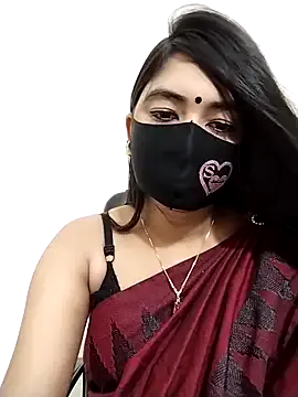 oxo_yuna_oxo – webcam model profile photo Image 13