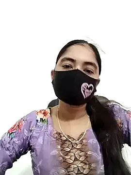 oxo_yuna_oxo – webcam model profile photo Image 6