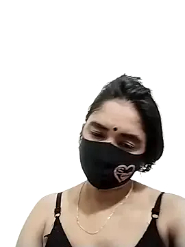 oxo_yuna_oxo – webcam model profile photo Image 9