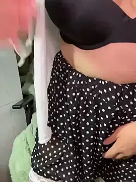 NANA_7 – webcam model profile photo Image 11