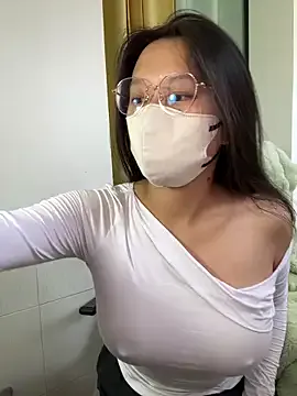 NANA_7 – webcam model profile photo Image 12