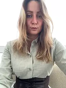 oxo_yuna_oxo – webcam model profile photo Image 19