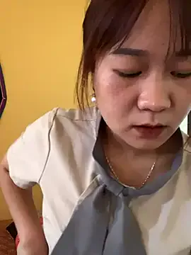 oxo_yuna_oxo – webcam model profile photo Image 15