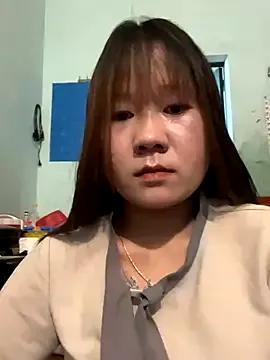 oxo_yuna_oxo – webcam model profile photo Image 3