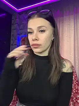 oxo_yuna_oxo – webcam model profile photo Image 17