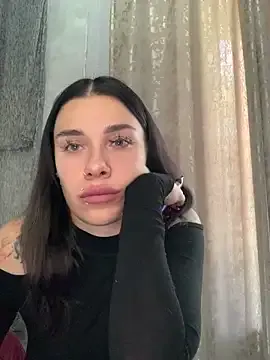 oxo_yuna_oxo – webcam model profile photo Image 8