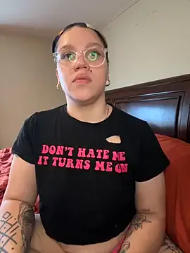 SonY_CaM – webcam model profile photo Image 14